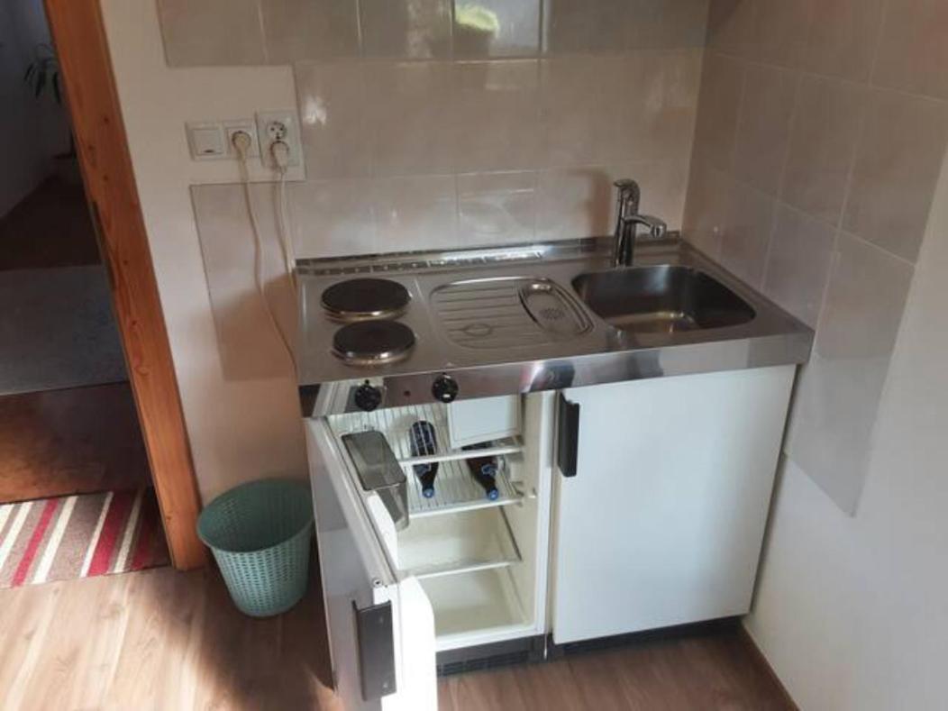 Apartment-Ferienwohnung 3 Treffen Am Ossiachersee エクステリア 写真